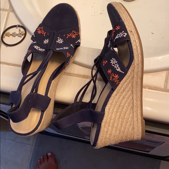 Wedges - Picture 2 of 2